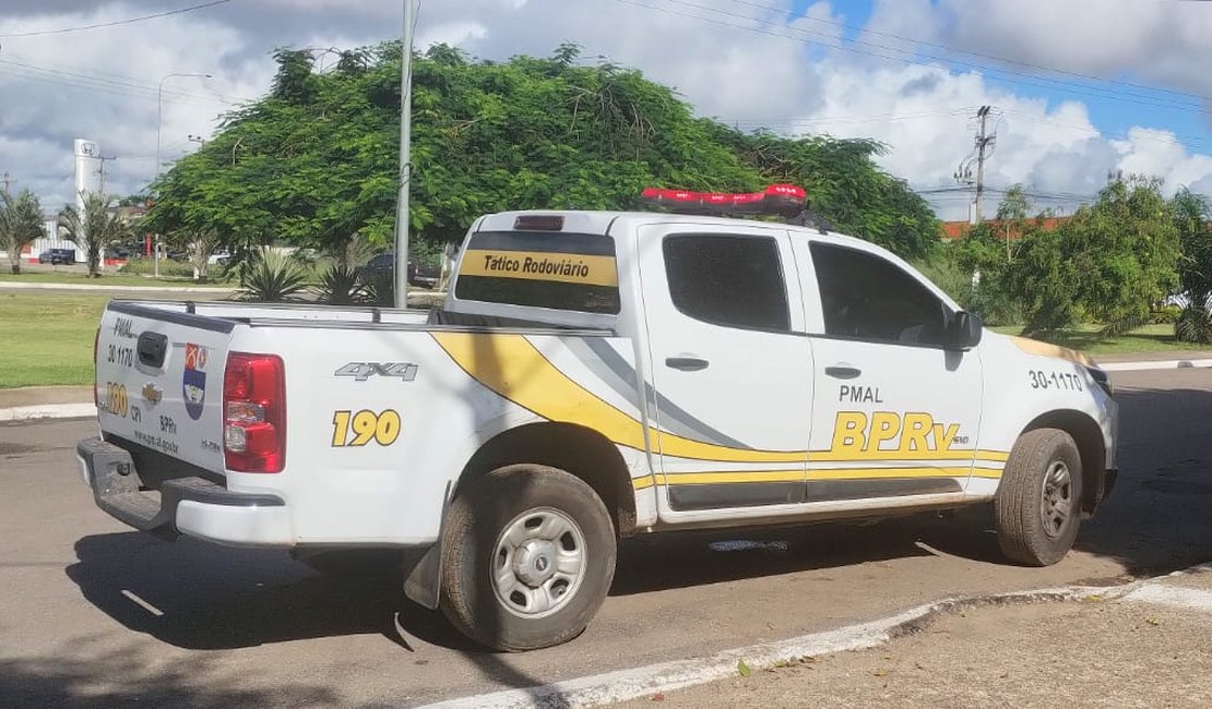 Colisão entre caminhão canavieiro e Voyage deixa feridos na zona rural de Arapiraca