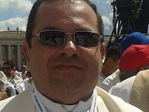 Padre Samuel Ventura é transferido para UTI e fiés pedem oração