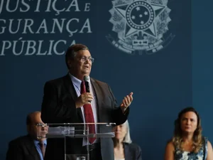 Flávio Dino assume Ministério da Justiça e destaca direitos das minorias