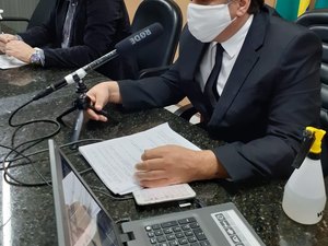 Ex- presidente do ASA, Jario Barros, presta homenagem ao clube pelos seus 68 anos de fundação