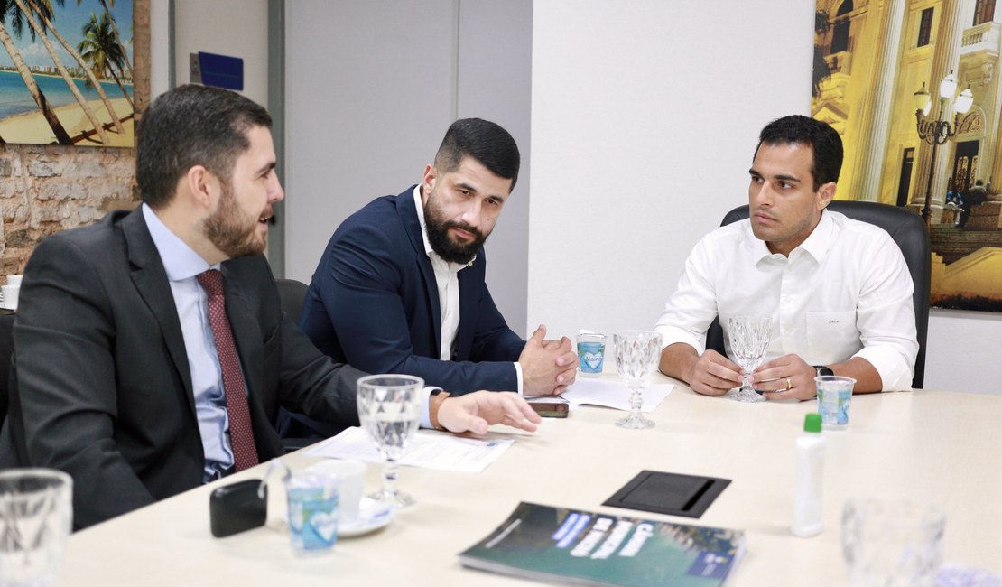 Reunião discute ordenamento para a atividade de clubes de tiro em Maceió