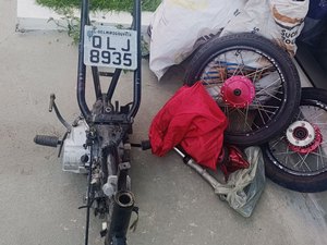 Quatro menores são apreendidos após furtar e desmanchar moto no município de Delmiro Gouveia