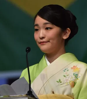 Princesa japonesa Mako recusa dote de R$ 6,7 mi e vai se casar com plebeu