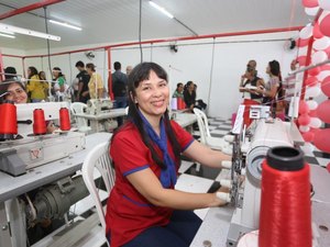 Associação de Costureiras gera renda para vinte famílias deodorenses