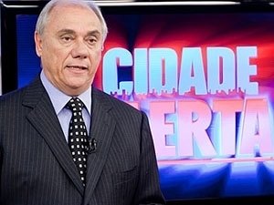 Rezende debocha da Globo por derrota histórica para 'Os Dez Mandamentos'