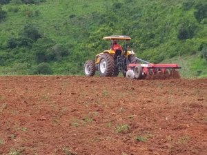 Programa Terra Arada é referência em atendimento à agricultura familiar em Palmeira dos Índios