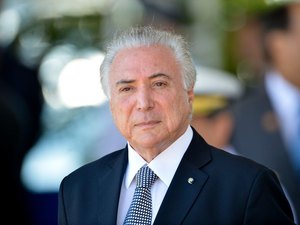 Temer se entrega à PF; local de prisão continua indefinido