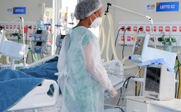 Dez romeiros recebem alta médica após acidente com ônibus no Sertão