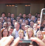 Arthur Lira declara apoio à candidatura de Flávio Bolsonaro no 2º turno