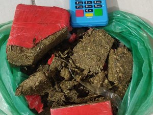 Polícia apreende drogas em São Miguel dos Milagres