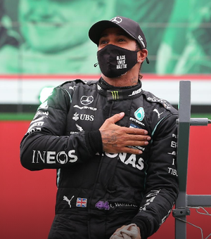 Lewis Hamilton continuará na Mercedes na temporada 2021