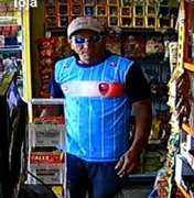 [Vídeo] Homem é flagrado roubando em mercadinho de Feira Grande