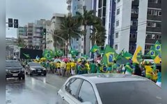 Ato pró-Bolsonaro ocorre na orla de Maceió