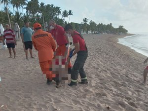 Homem é achado morto com sinais de agressão na Praia de Japaratinga