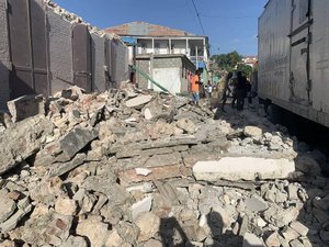 Terremoto de magnitude 7,2 deixa mortos no Haiti
