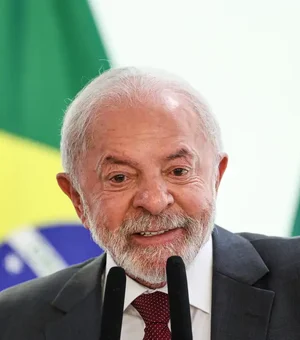Lula quer expulsão de servidor que agrediu mulher e criança no DF