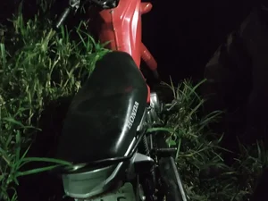 Moto furtada na noite de Réveillon é recuperada pela polícia em Água Branca