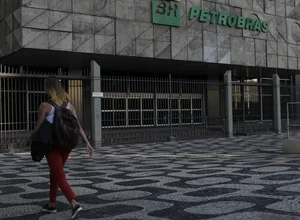 Programa Petrobras Jovem Aprendiz vai abrir mais de mil vagas