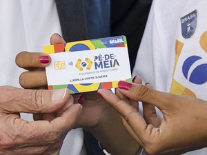 Saiba quem tem direito ao Pé-de-Meia