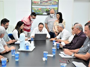Prefeitura apresenta projeto Arapiraca digital para secretários municipais