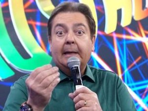 Faustão vai assinar contrato para comandar programa na Band, diz portal