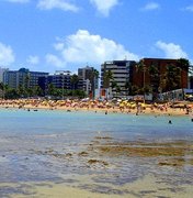 Tentativa de salvamento termina em morte por afogamento na praia de Ponta Verde 