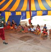 Palhaço do Le Cirque dá oficina para alunos da Escola de Circo