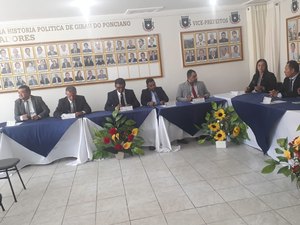 Pedro Tomas, o 'Pedão', toma posse como prefeito de Girau do Ponciano 