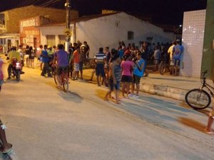 Tentativa de homicídio deixa duas pessoas feridas