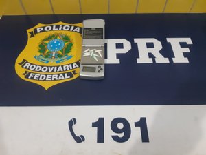 Passageiro de transporte interestadual é preso por tráfico de drogas, em São Sebastião