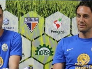 Luca Toni lamenta ausência na Seleção e elogia receptividade brasileira