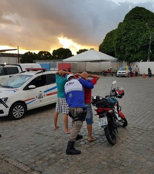 Operação Lei Seca multa 19 condutores por irregularidades no trânsito