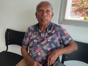 Homem de 58 anos que teve os documentos roubados pede ajuda para voltar pra casa