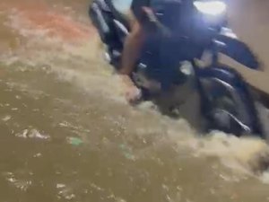 [Vídeo] Cheia invade casas e deixa ruas alagadas no município do Passo de Camaragibe