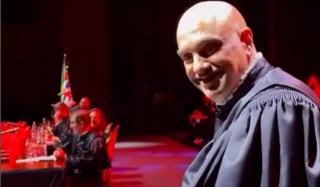 Com Bolsonaro na Papudinha, Moraes brinca: 'fiz o que tinha que fazer'