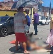 Acidente entre carro e moto termina com fratura exposta de duas vítimas, em Maceió