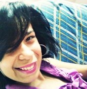 Mãe de Roberta Dias cobra respostas sobre desaparecimento da filha, ocorrido em 2012