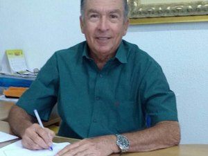 Prefeitura de Atalaia concede reajuste de 11,36% para professores