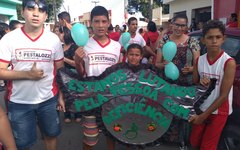 Pacientes desfilaram pelas ruas históricas de Porto Calvo