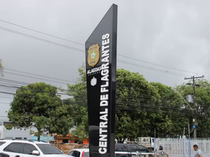 Homem embriagado é preso após agredir companheira e quebrar objetos, na Chã da Jaqueira