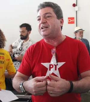 Sob ataques, Ricardo Barbosa deve deixar presidência do PT/AL ao final do mandato