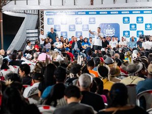 Renan Filho destaca programa que levou desenvolvimento e asfalto a mais de 85 povoados de AL