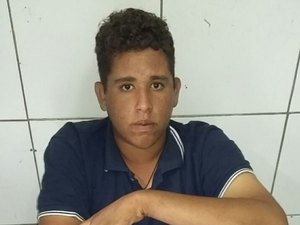 Dupla sequestra motocicleta, entra em contato com vítima e suspeito acaba preso