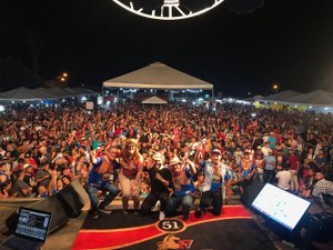 Cavalgada de Padre Cícero atrai público recorde à Lagoa da Canoa