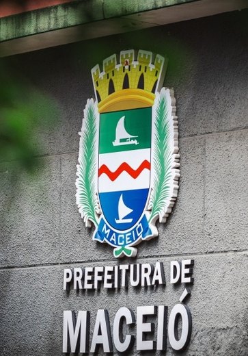 Prefeitura de Maceió exonera cargos comissionados de natureza política