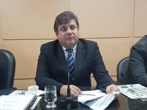 “Não posso me acovardar”, afirma Jario Barros ao criticar inércia de Teófilo no combate à pandemia