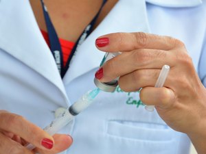 Sesau reforça a importância da vacinação de crianças e adolescentes contra a dengue