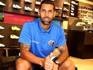 Volante argentino deve estrear no CRB diante da Luverdente MT