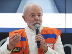 Lula lamenta morte de oito pessoas em queda de balão em Santa Catarina