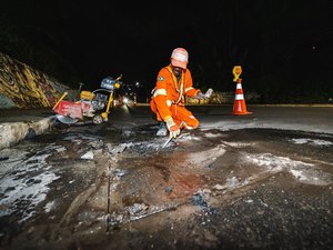 Infraestrutura inicia nivelamento de mais de 400 poços de visitas em ruas e avenidas da capital